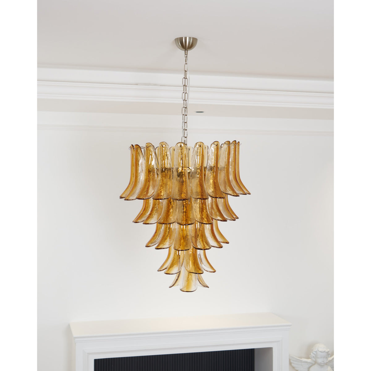 Lampadario in Vetro a Petali a Strati