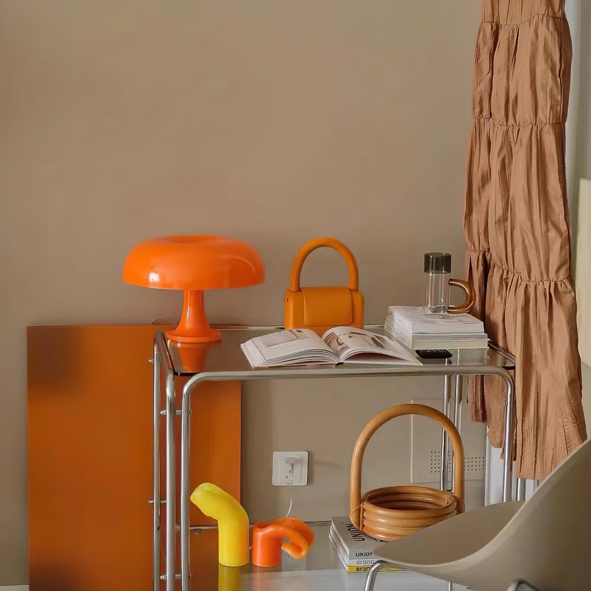 Lampada da Tavolo Giocosa a Forma di Fungo