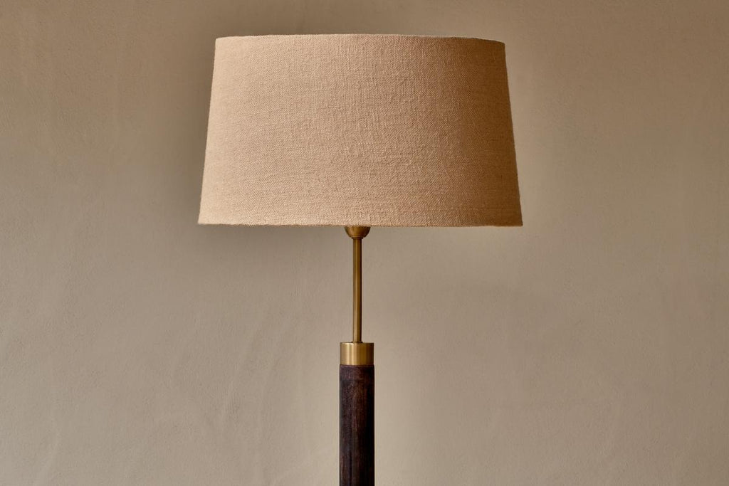 Lampada da Terra Nkuku Digha in Legno e Metallo
