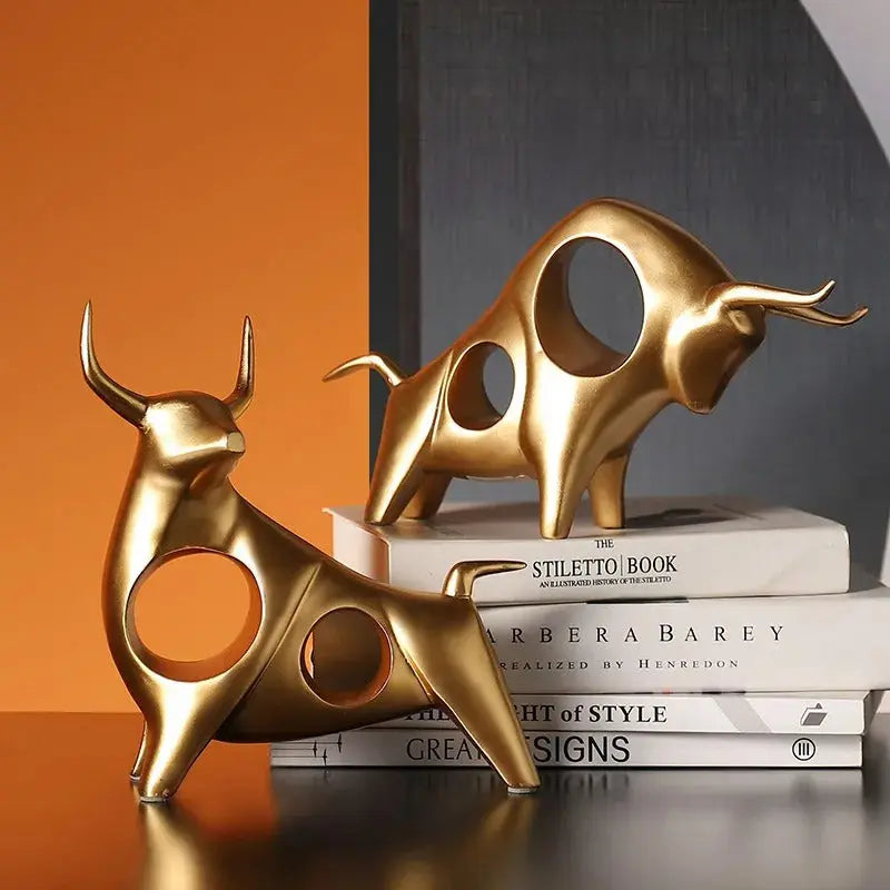 Scultura di Toro in Resina Noir Aureum