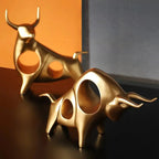 Scultura di Toro in Resina Noir Aureum