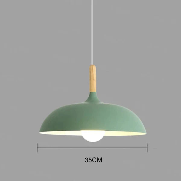 Lampada da soffitto in rovere nordico