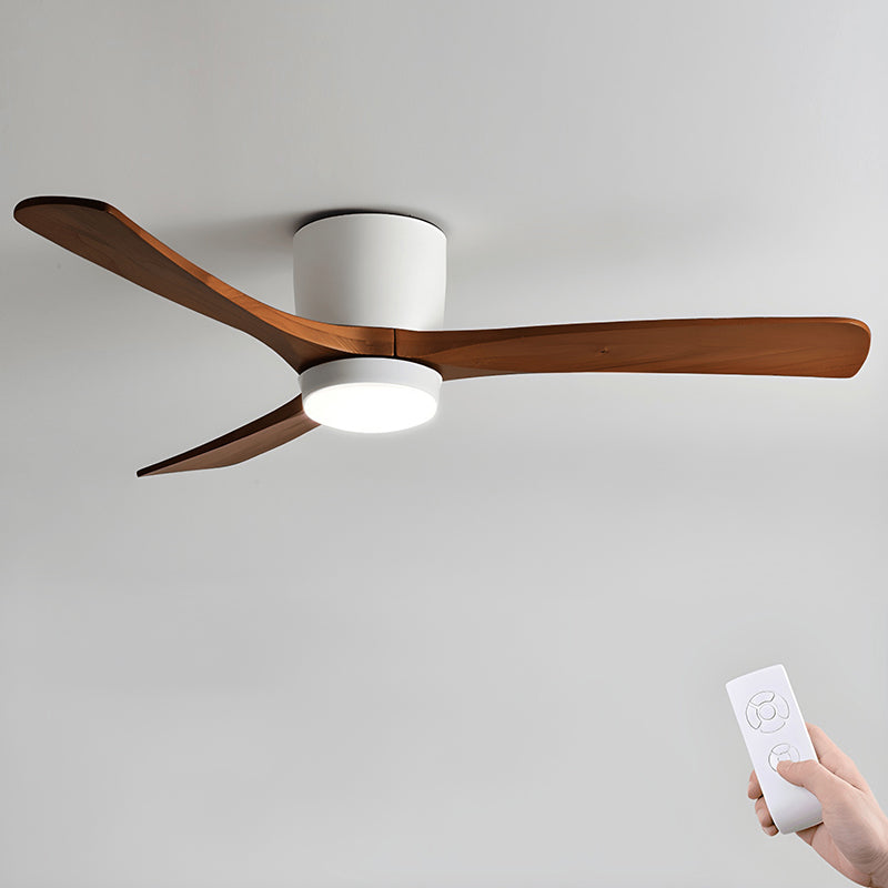 Ventilatore da soffitto in legno nordico