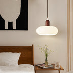 Lampada a sospensione cremosa in stile scandinavo con accento in legno