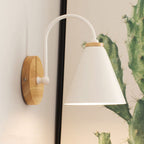 Applique a Muro con Base in Legno e Paralume a Cono Moderno Minimalista 1 Luce