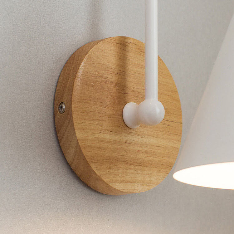 Applique a Muro con Base in Legno e Paralume a Cono Moderno Minimalista 1 Luce