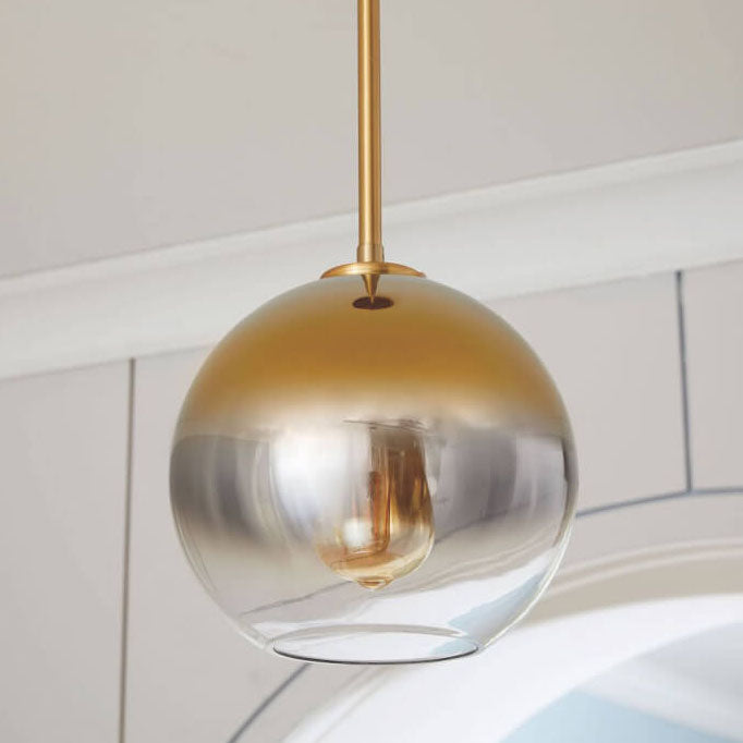 Lampada a Sospensione Globo in Vetro con Gradiente Nordic da 1 Luce