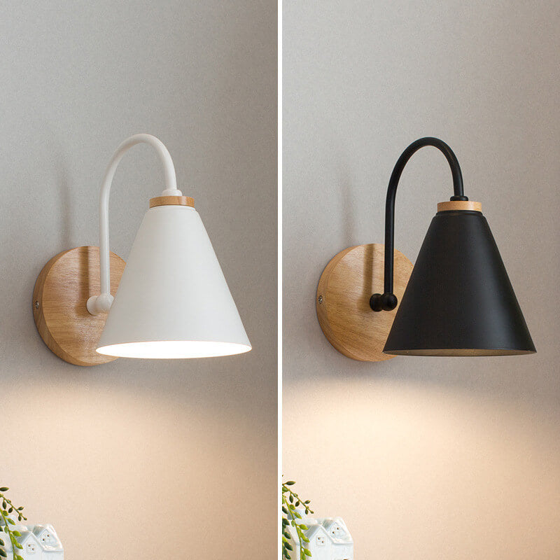 Applique a Muro con Base in Legno e Paralume a Cono Moderno Minimalista 1 Luce