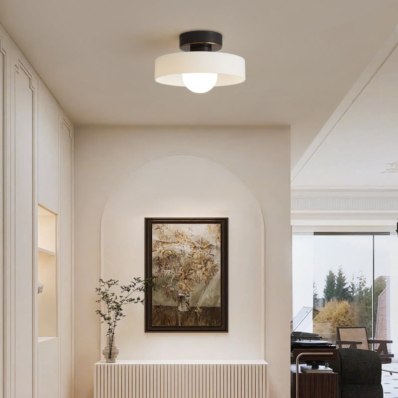 Lampada da soffitto in vetro Bauhaus con paralume rotondo