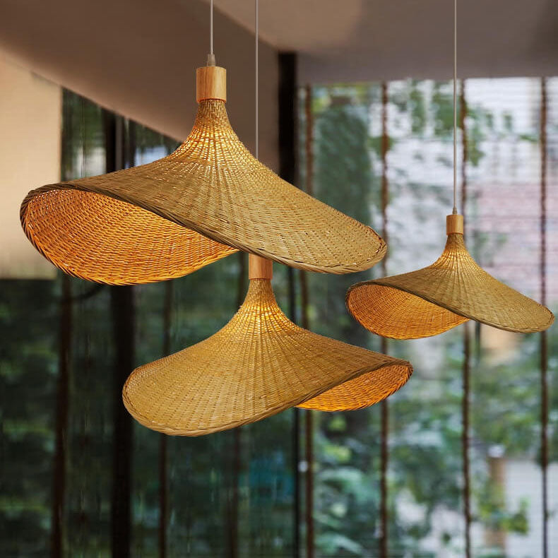 Lampada a sospensione con cappello di paglia in bambù intrecciato a 1 luce