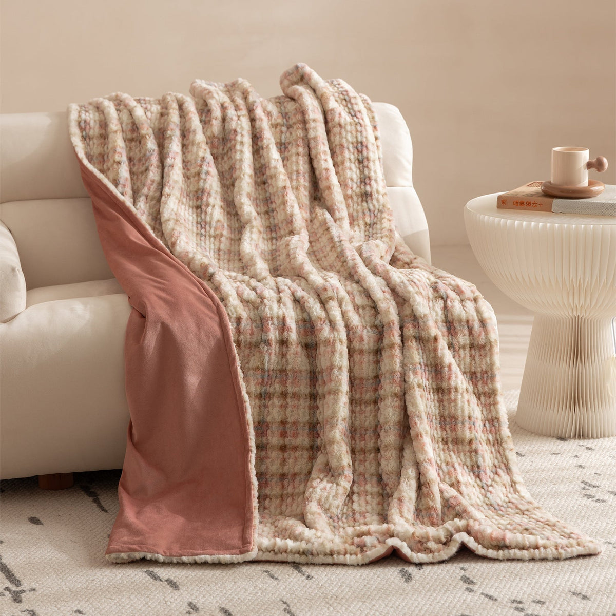 Plaid in Pelliccia Sintetica di Lusso con Texture Ondulata – Coperta Morbida in Pelliccia con Retro in Microfibra
