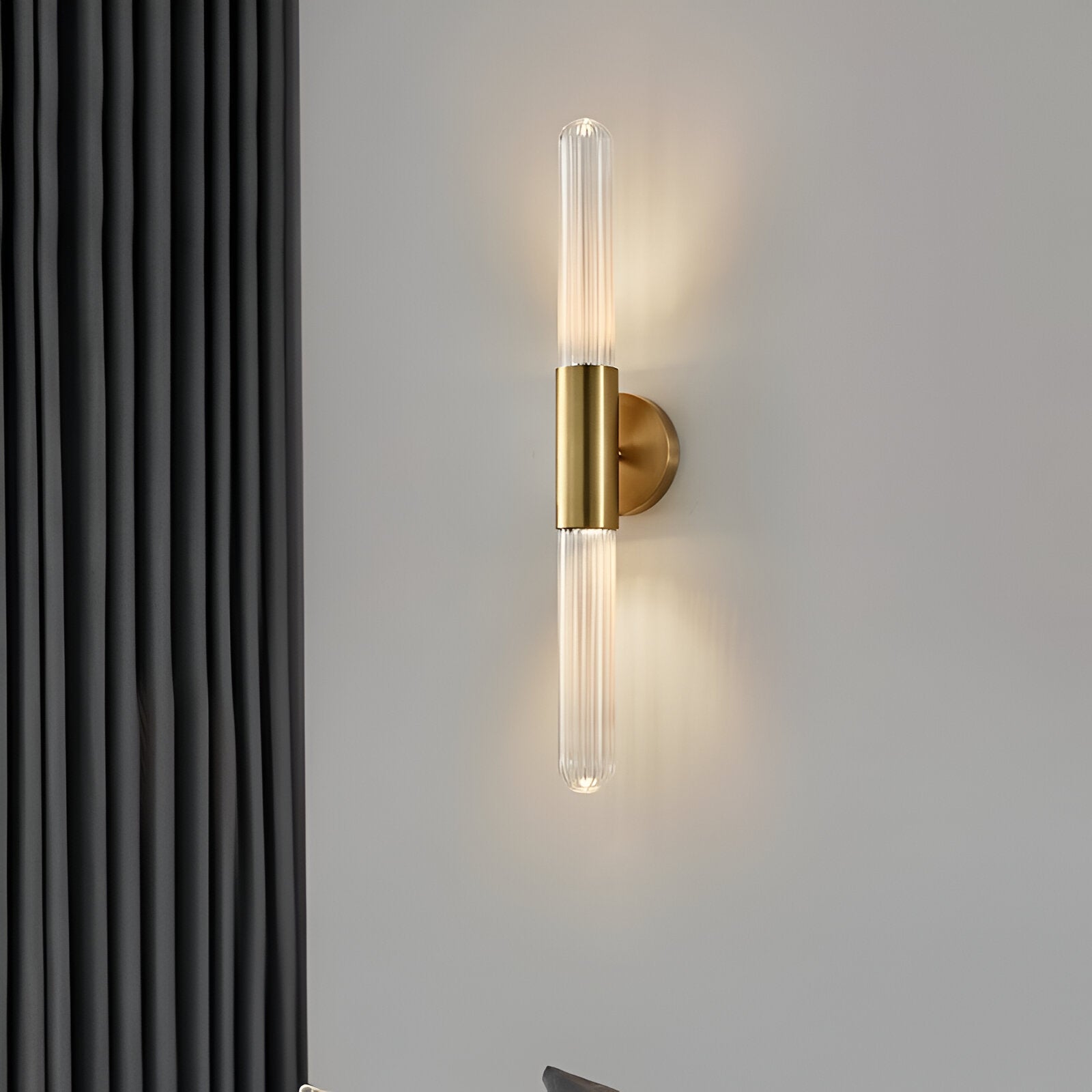 Applique da parete in vetro a onda d'acqua nordica in ottone LED 1 luce