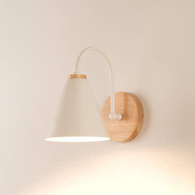 Applique a Muro con Base in Legno e Paralume a Cono Moderno Minimalista 1 Luce