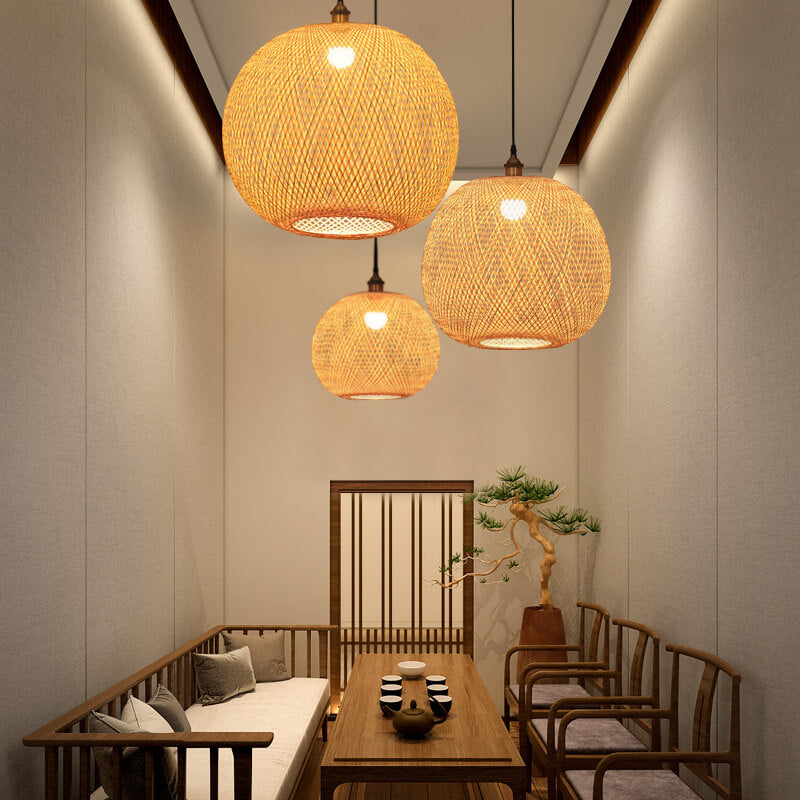 Pendente Giapponese in Rattan Beige a Sfera Rotonda con 1 Luce