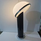 Lampada da Terra Moderna a Mezza Luna