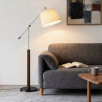 Lampada da Terra Regolabile con Braccio Girevole – Lampada di Design Funzionale