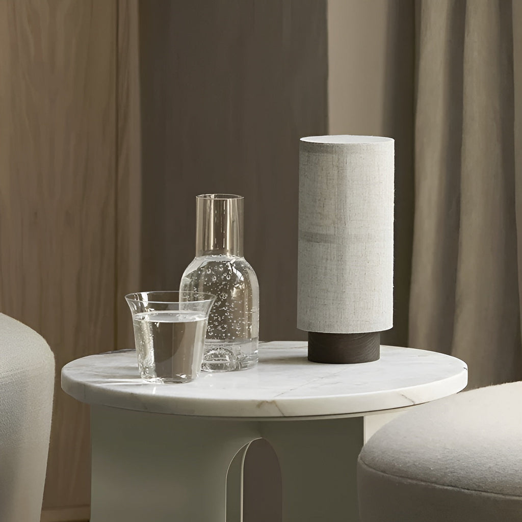 Lampada da tavolo in seta – Design giapponese per un'illuminazione elegante e decorativa