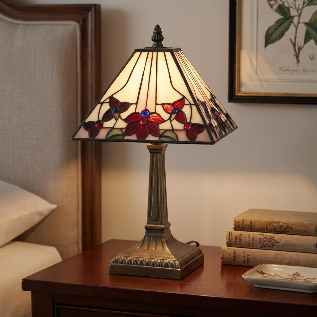 Lampada da Tavolo Tiffany Camillo 9" di Oaks Lighting