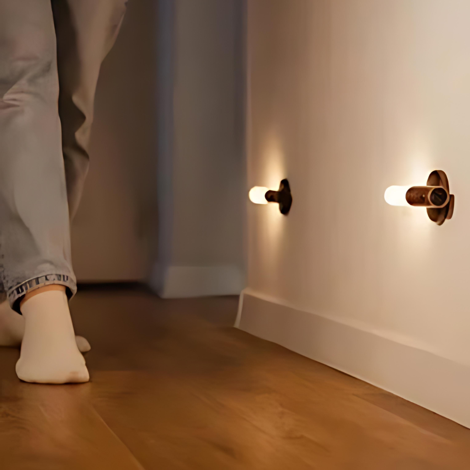 LumiArt - Lampada da parete elegante con sensore di movimento e LED ricaricabile