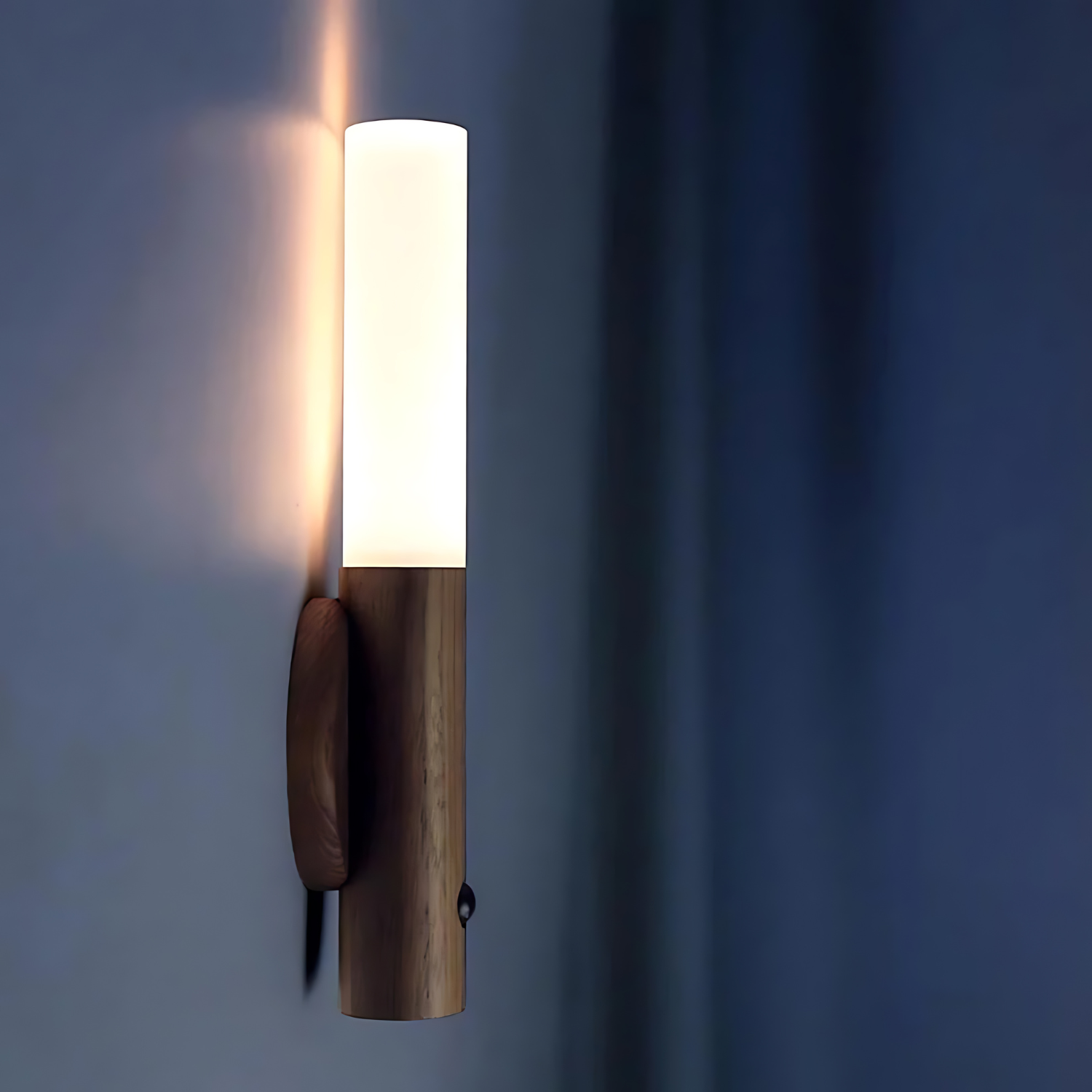 LumiArt - Lampada da parete elegante con sensore di movimento e LED ricaricabile