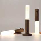 LumiArt - Lampada da parete elegante con sensore di movimento e LED ricaricabile