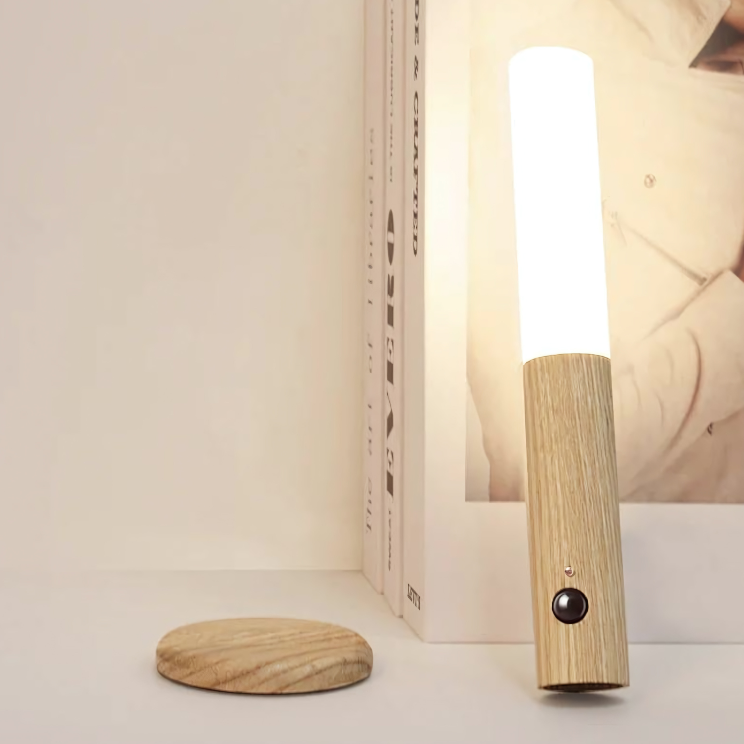 LumiArt - Lampada da parete elegante con sensore di movimento e LED ricaricabile