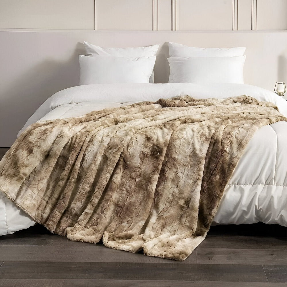 Coperta Invernale in Velluto Morbido – Plaid in Pile Corallo con Motivo Batik