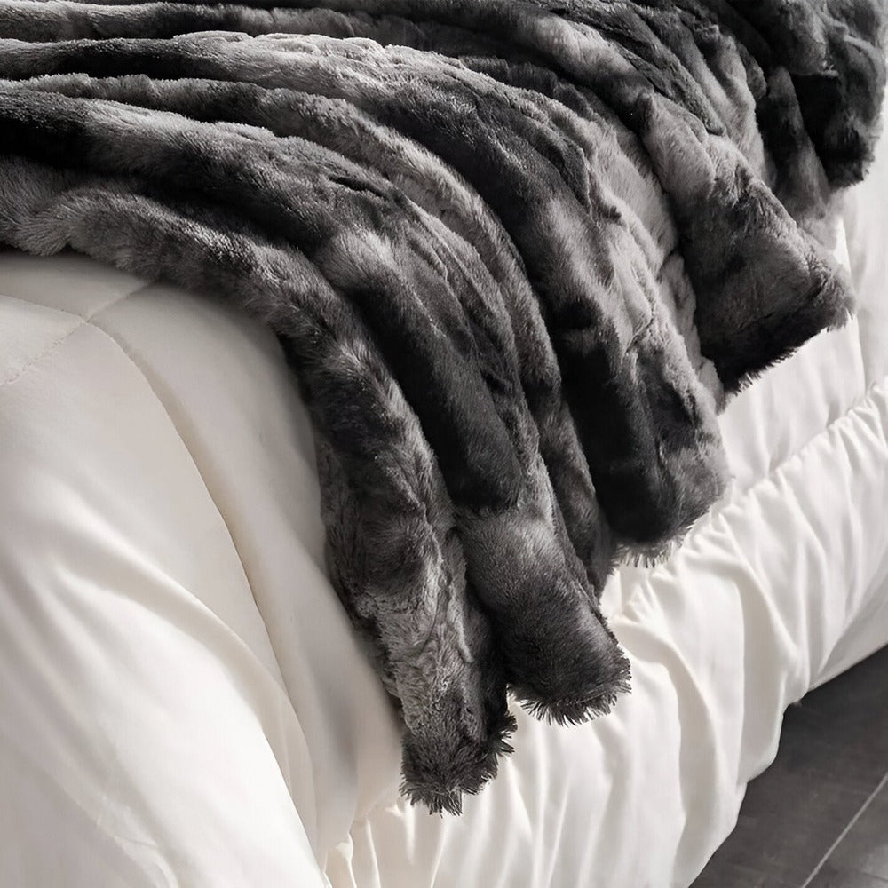 Coperta Invernale in Velluto Morbido – Plaid in Pile Corallo con Motivo Batik