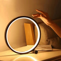 Lampada da Tavolo LED a Anello Dimmerabile