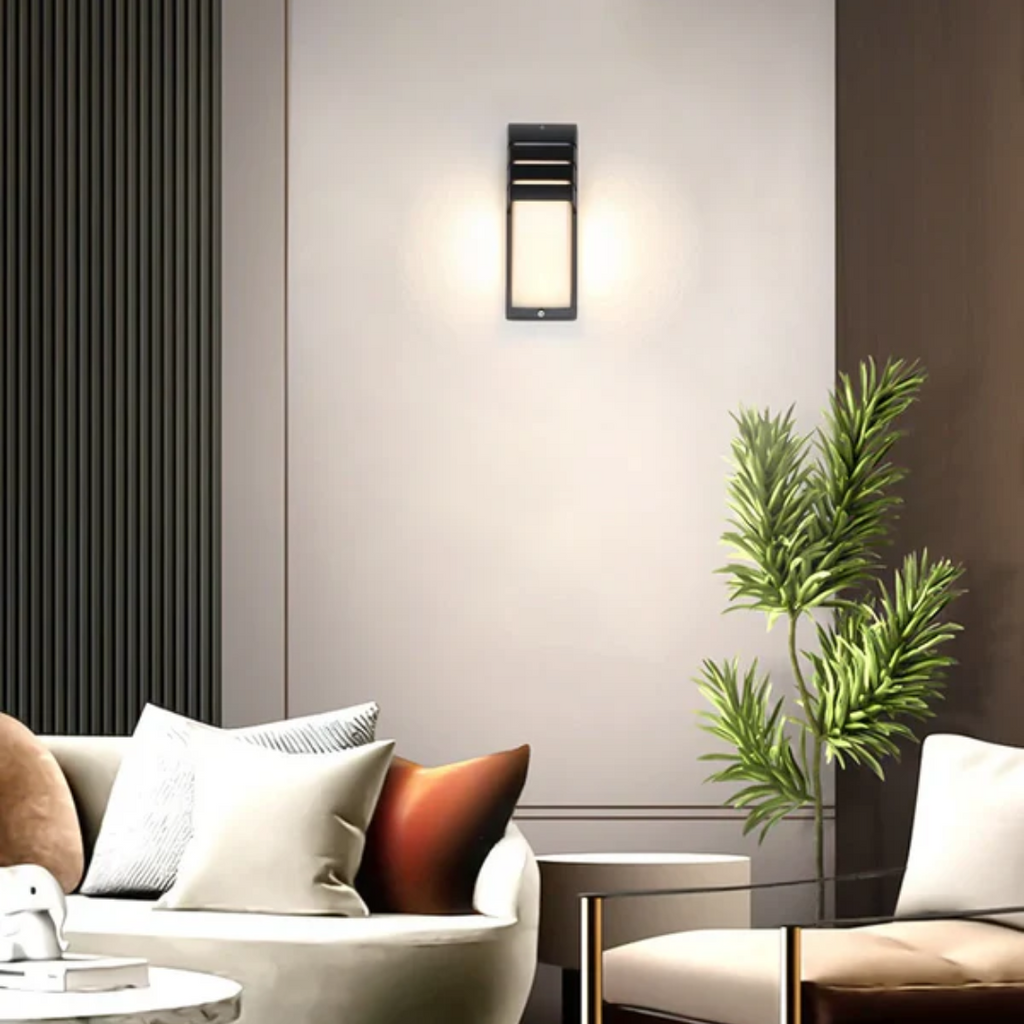 Luce da Parete Esterna con Sensore di Movimento – Lampada da Esterno LED Impermeabile per Giardino e Patio