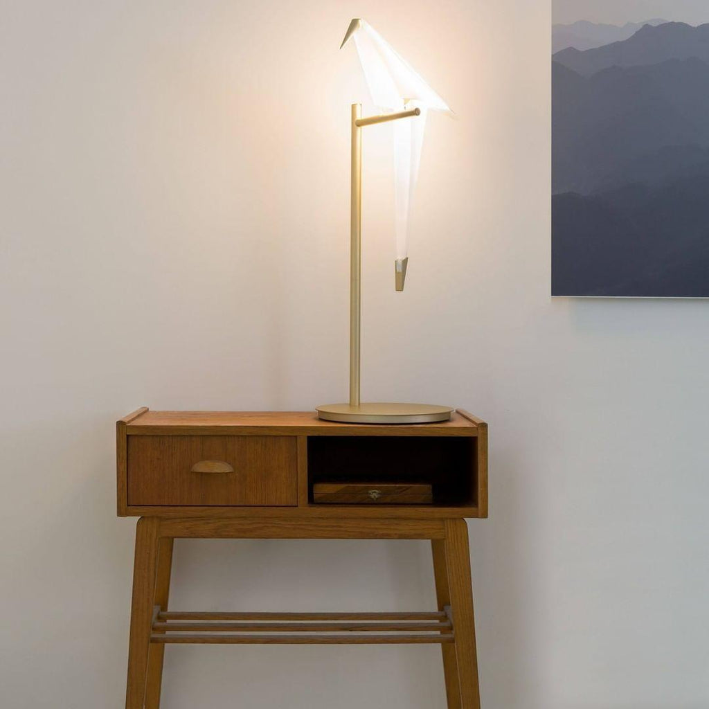 Lampada da Tavolo a Forma di Gru di Carta