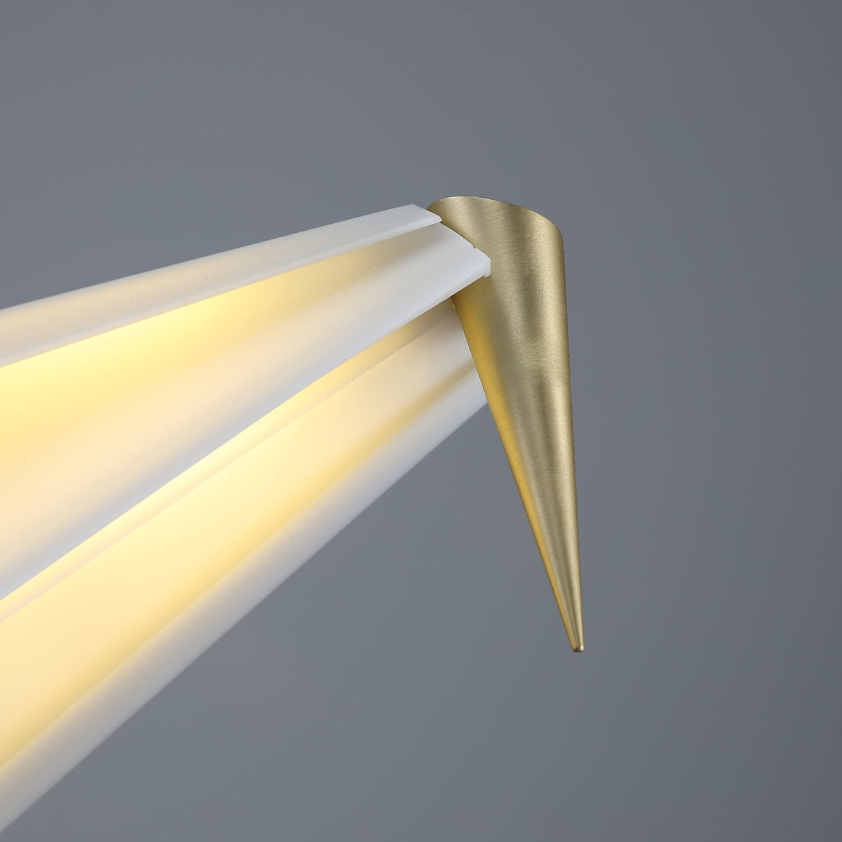 Lampada da Tavolo a Forma di Gru di Carta
