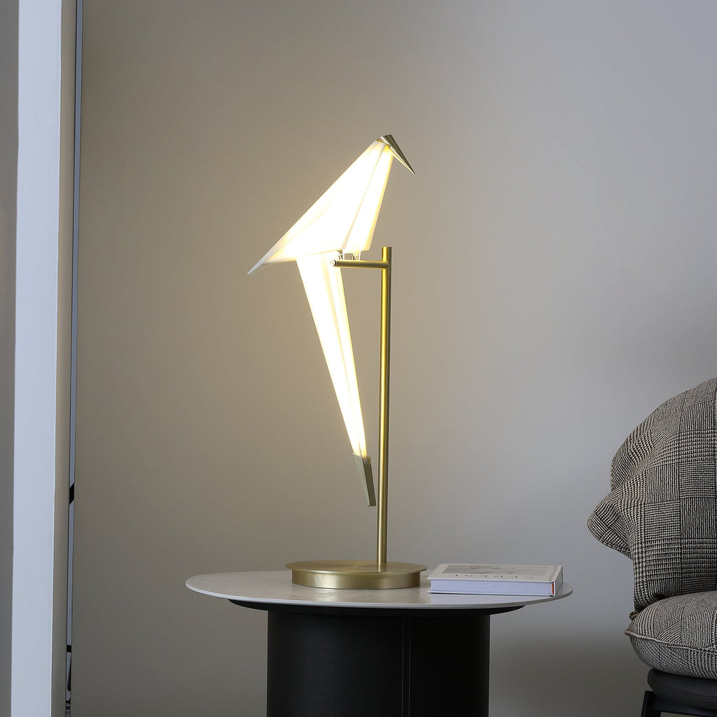 Lampada da Tavolo a Forma di Gru di Carta