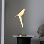 Lampada da Tavolo a Forma di Gru di Carta