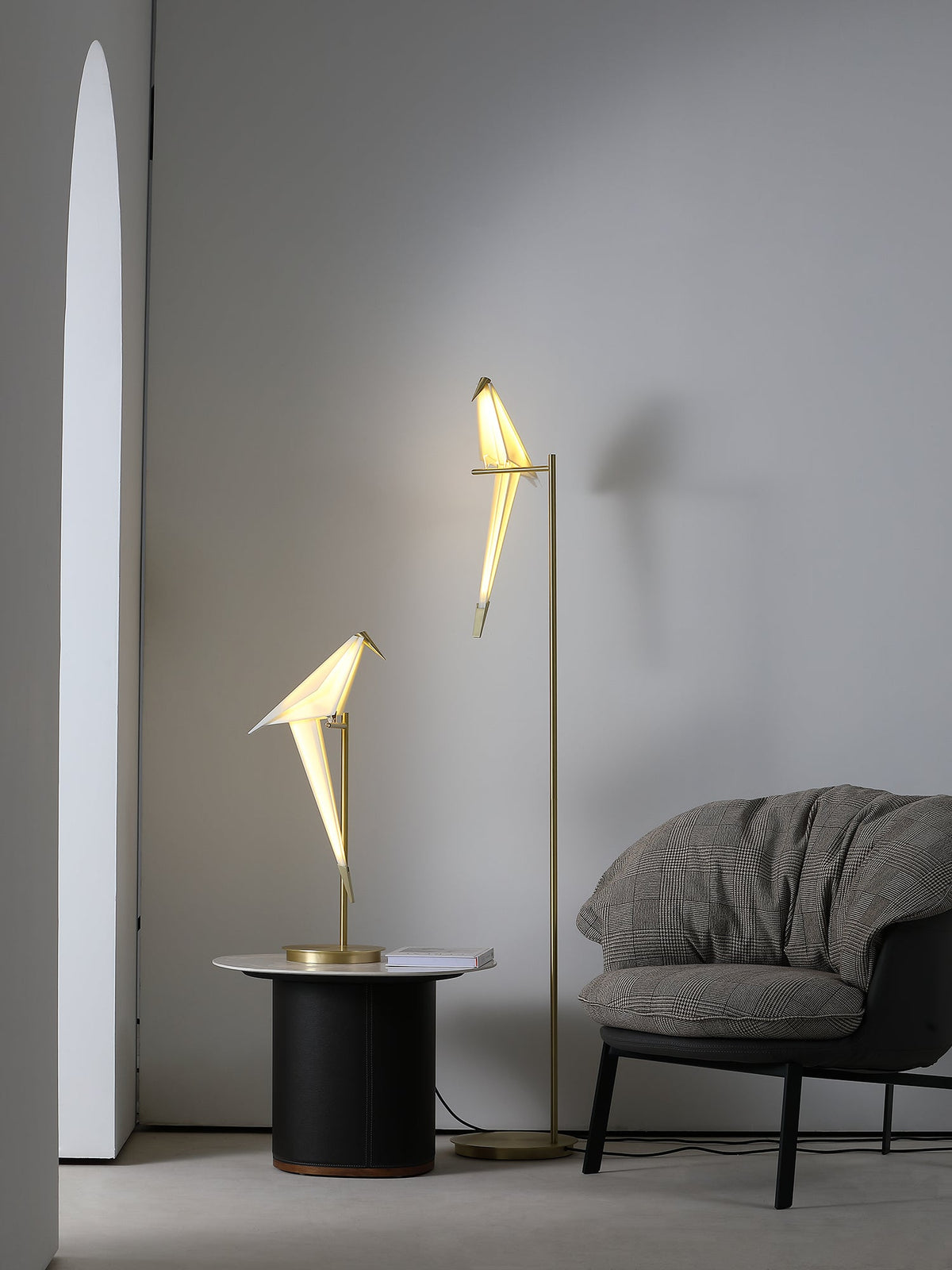Lampada da Tavolo a Forma di Gru di Carta
