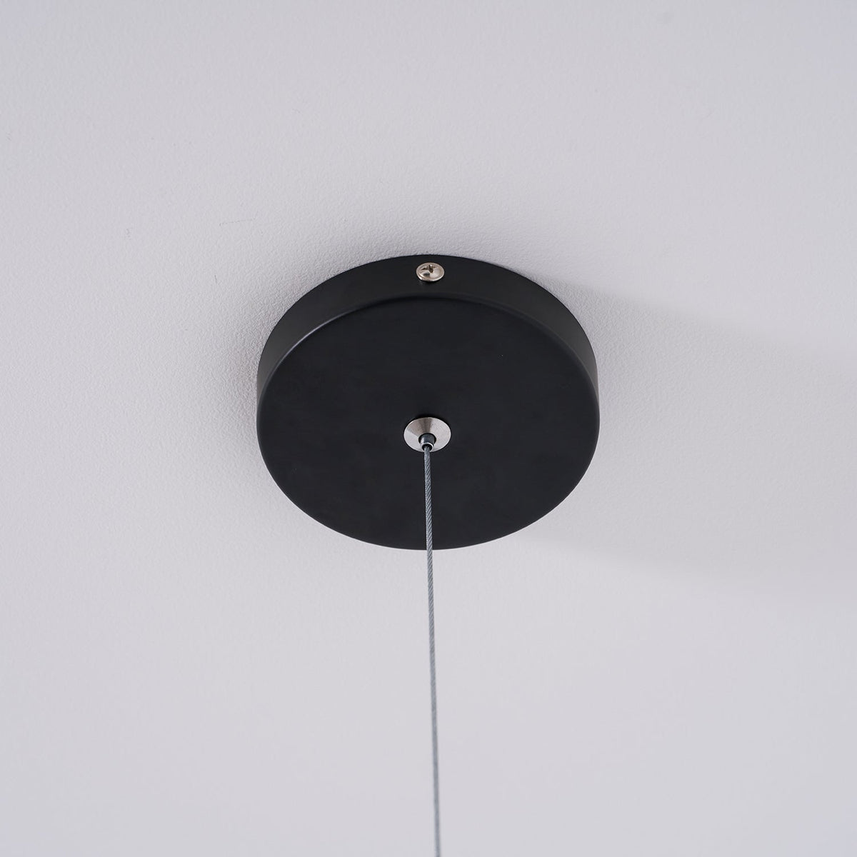 Lampada a Cavo Tensionato da Pavimento a Soffitto – Faro Regolabile
