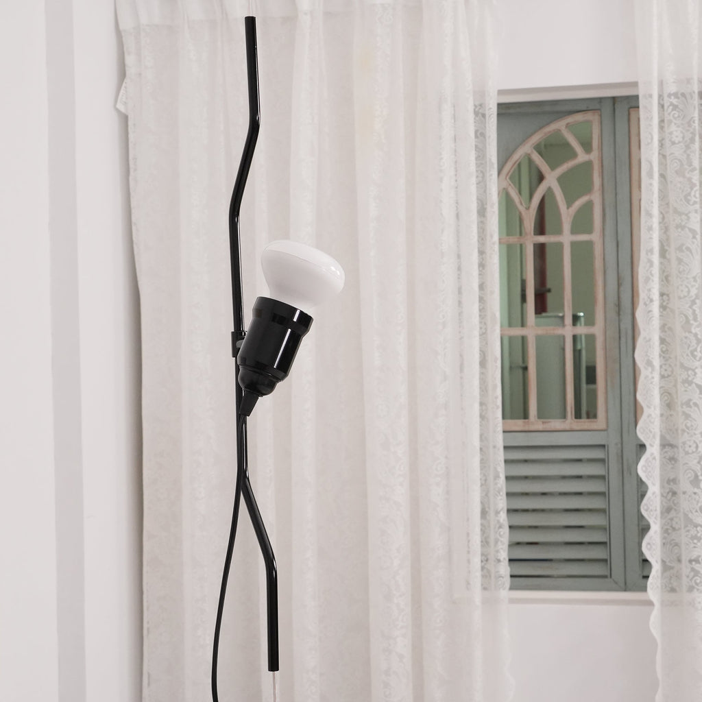 Lampada a Cavo Tensionato da Pavimento a Soffitto – Faro Regolabile