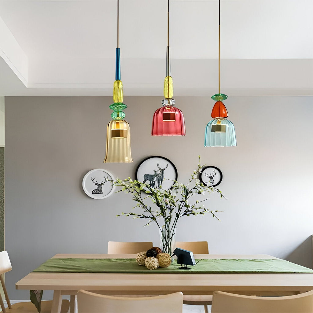 Lampada a sospensione in vetro colorato pastello con paralume a campana