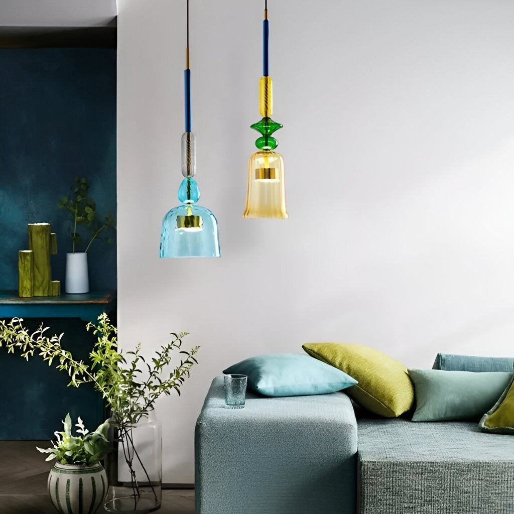 Lampada a sospensione in vetro colorato pastello con paralume a campana