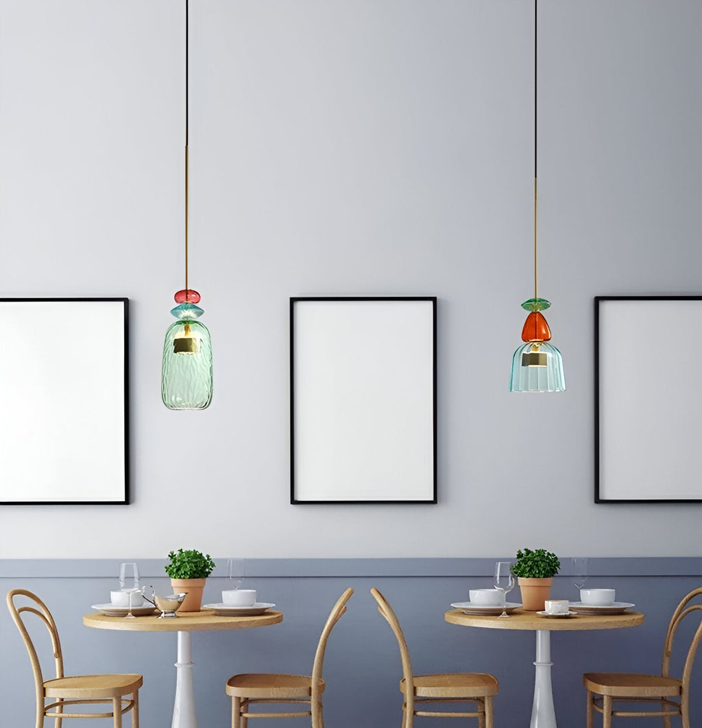 Lampada a sospensione in vetro colorato pastello con paralume a campana