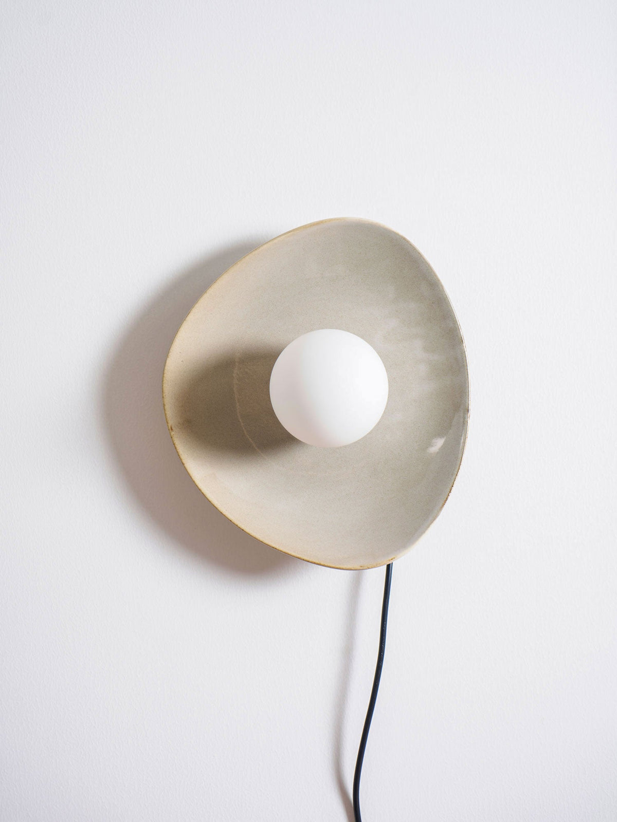 Lampada da Parete a Spina Pebble Disc