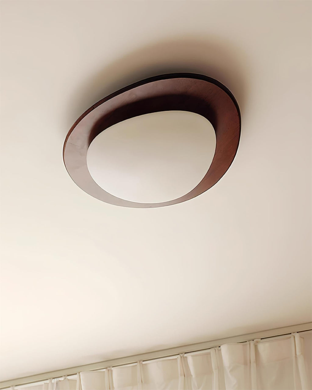 Lampada da soffitto in legno Pebble
