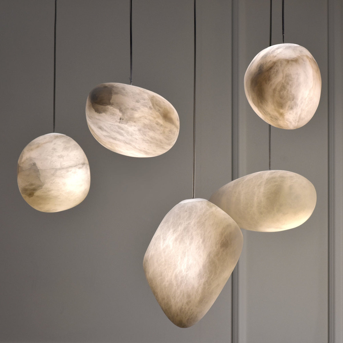 Lampada a sospensione Pebbles in Alabastro