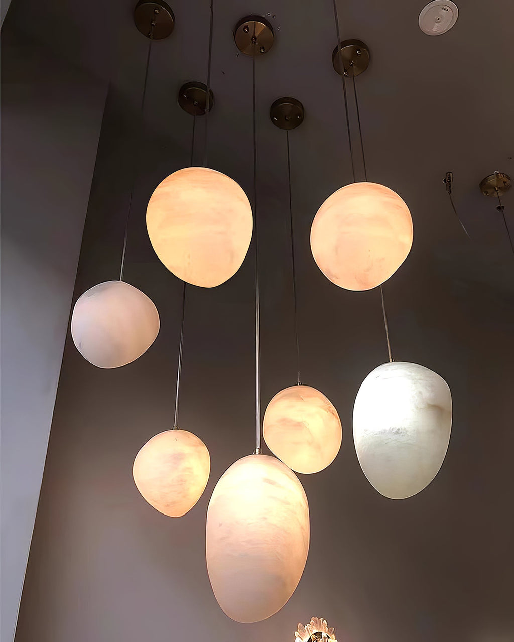 Lampada a sospensione Pebbles in Alabastro