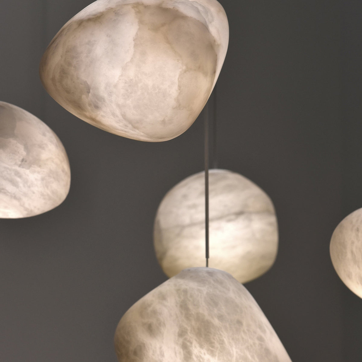Lampada a sospensione Pebbles in Alabastro