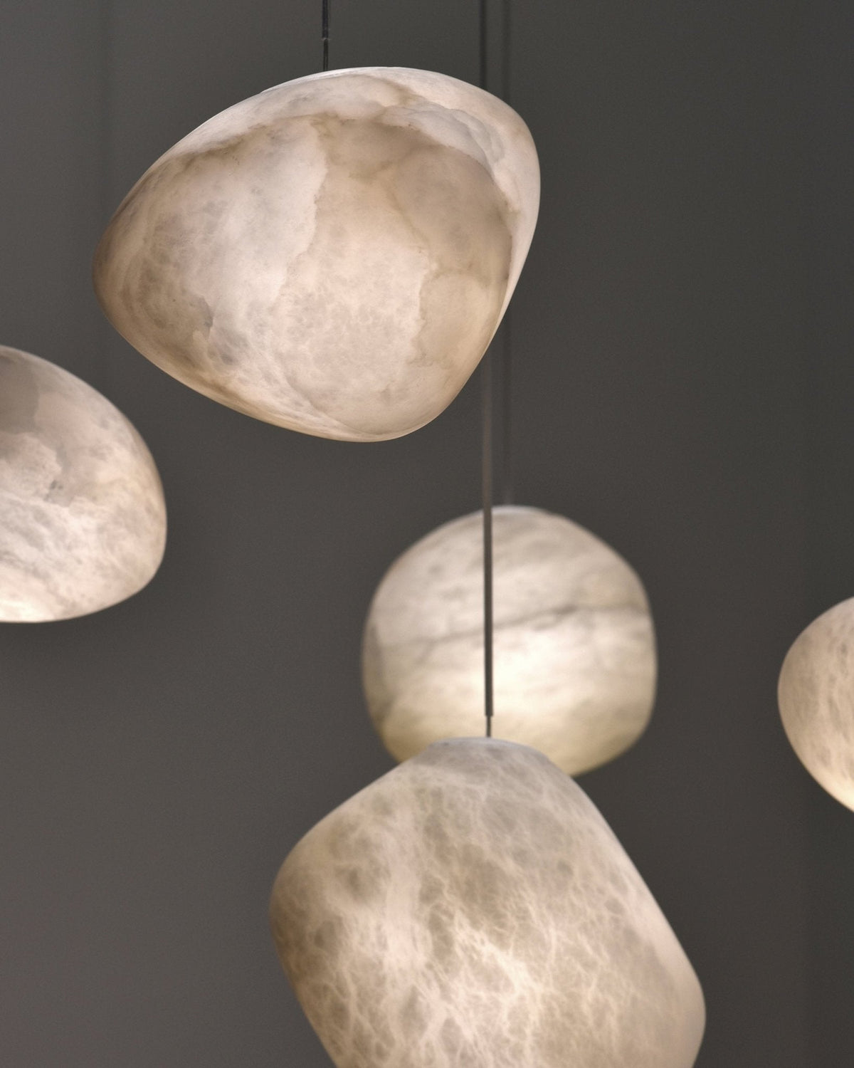 Lampada a sospensione Pebbles in Alabastro