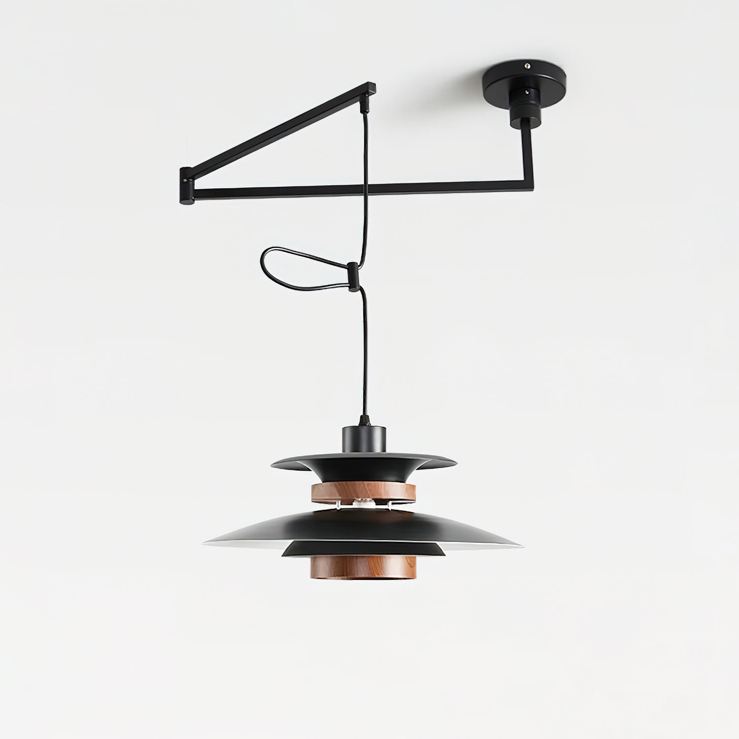 Lampada a sospensione – Metallo e legno – Nero – Altezza regolabile – Design scandinavo per sala da pranzo e soggiorno