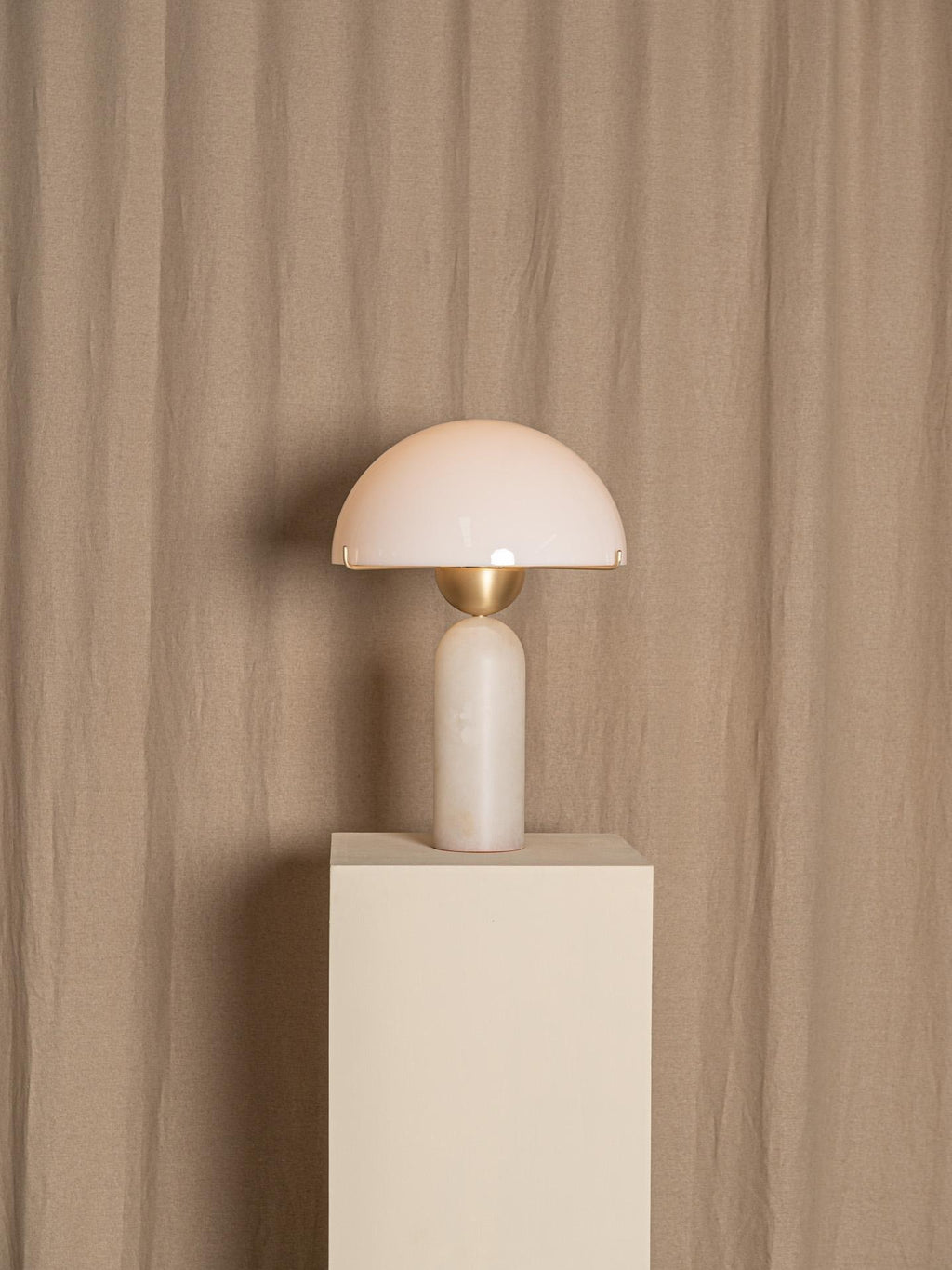 Lampada da Tavolo Peono in Alabastro