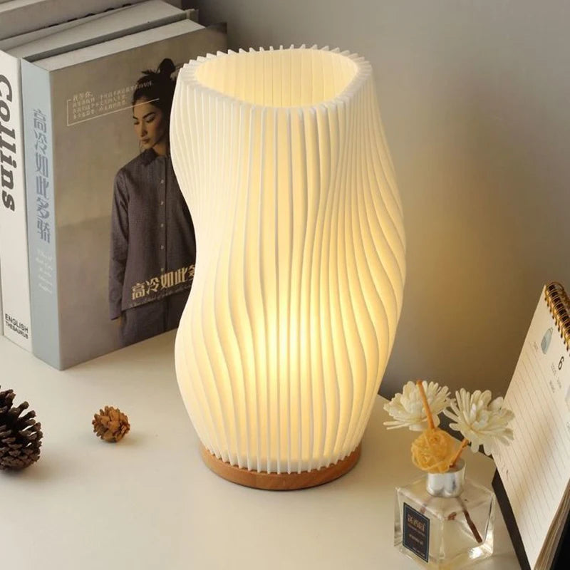 Chicwave - Lampada USB dimmerabile per spazi abitativi moderni
