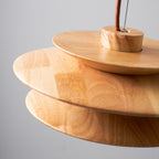 Lampada a sospensione in legno a disco Cascade